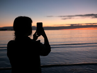 Photo de coucher de soleil au smartphone à La Rochelle