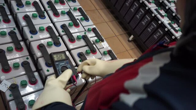 High-voltage battery room, a Room used for backup or uninterruptible power supply and energy storage, power plant, substation, battery voltage measurement