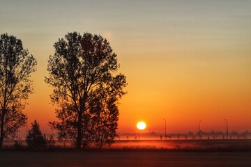 wschód słońca i poranna mgła © Dominik Budziński 