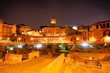Obraz premium ROME, ITALY - JUNE 2014: Ancient ruins of Trajan Forum or Foro Traiano in Rome