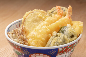 天丼（海老、かぼちゃ、茄子、ピーマン、舞茸、レンコン、さつま芋）