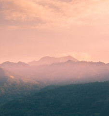 Obraz premium Foggy Sunset