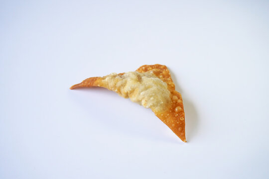 deep fried seasoned minced pork dumpling (wonton)