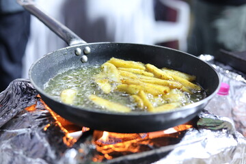 Fry the French Fries in Pan
