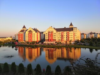 Fototapeta premium houses on the river bank