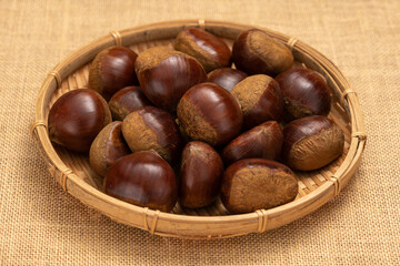 栗【秋の味覚】