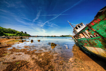 Shipwreck on a Beach in Brittany © Rolf