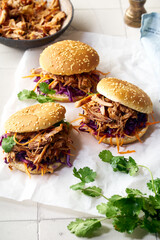 Pulled pork burgers