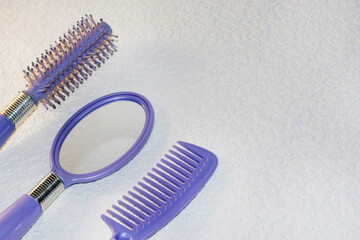 comb mirror haircut tool close-up