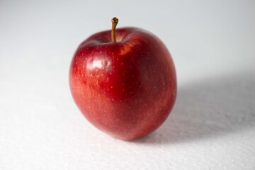 Red Apple 3