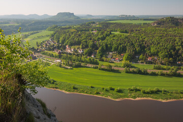 Fototapeta na wymiar View of Rathen town and Elbe river from Bastei bridge