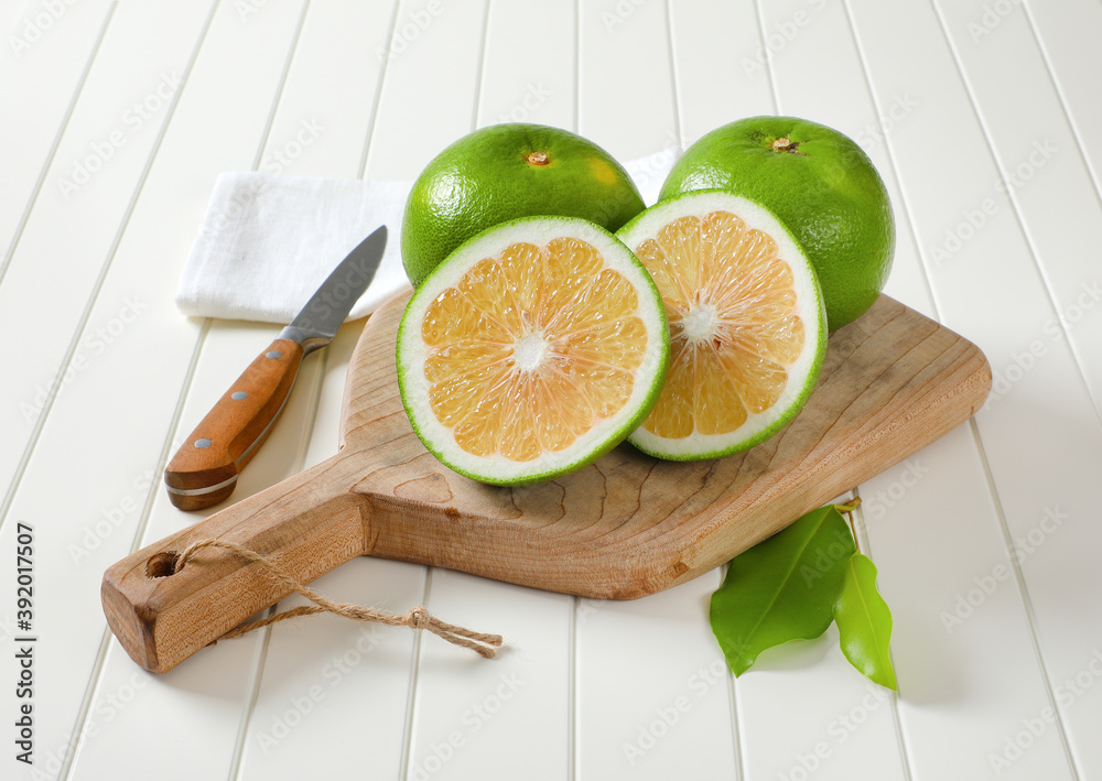 Sticker sweetie fruits (green grapefruits, pomelits)