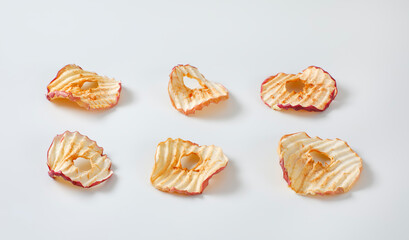 Dried apple slices
