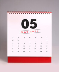 Simple desk calendar 2021 - May