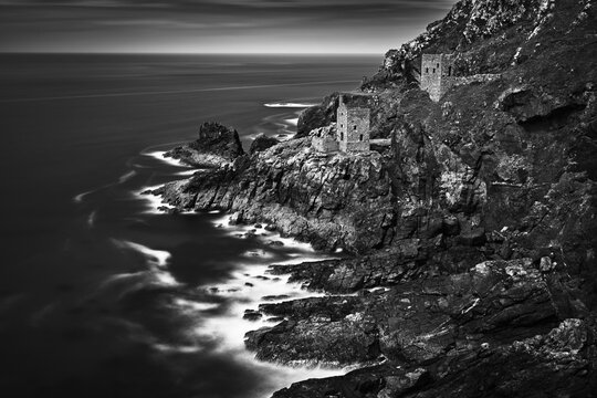 Mine On The Cliffs, Long Exposure