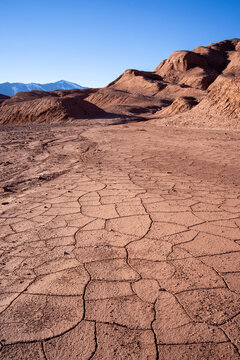 The landscape of a completely red plain in the Puna Salte&radic;&plusmn;a