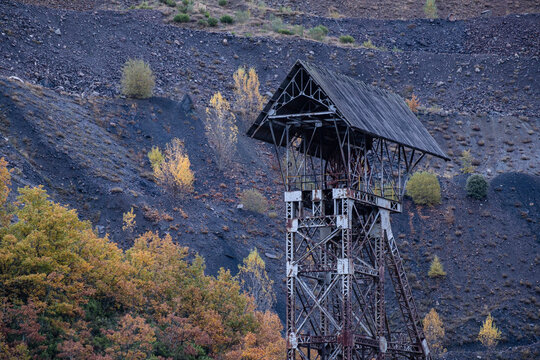 Pozo Ibarra, old Ci&ntilde;era mine, Ci&ntilde;era de Gord&oacute;n, Leon, Spain