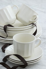 beautiful rimmed dinnerware