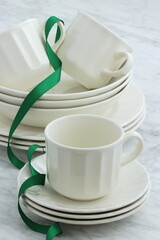 beautiful rimmed dinnerware