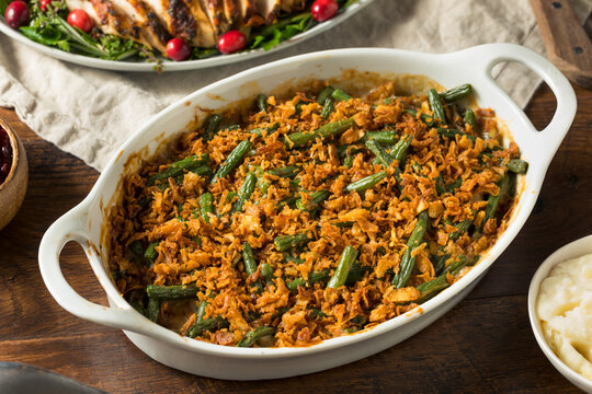 Homemade Thanksgiving Green Bean Casserole