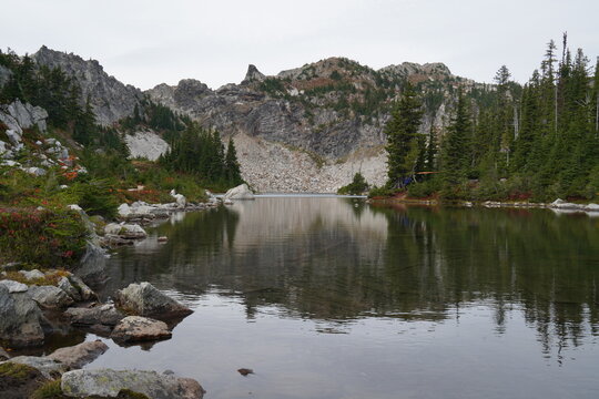 View of Lake Minotaur with mountains