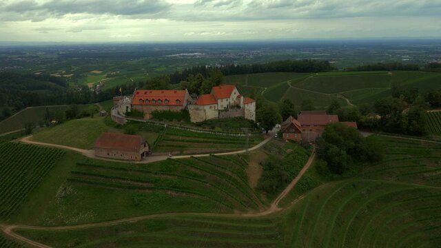 Panoramic view of Schloss Staufenberg