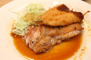 チキングリルとアジフライのセットメニュー