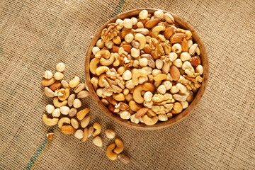 Cashews, pistachios, almonds, walnuts, hazelnuts. Mixed nuts.