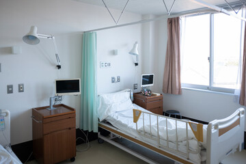 病院の入院ベッド