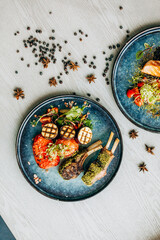 Ribs with wine on a stand