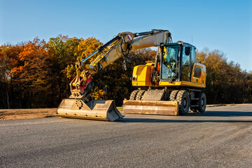 Bagger Straßenbau