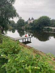 couple on the bridge