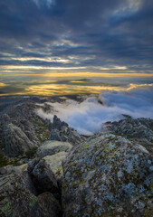 Nubes  en la montaña