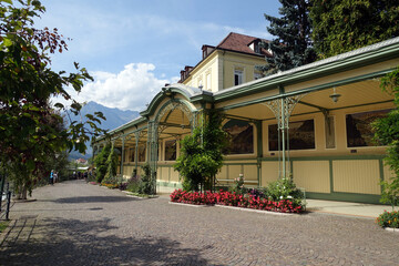 Blumenbeete an der Wandelhalle an der Passerpromenade