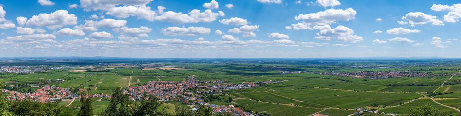 Fototapeta na wymiar Panoramic view of the Upper Rhine Plain / Germany, seen from the Schlossberg near Hambach
