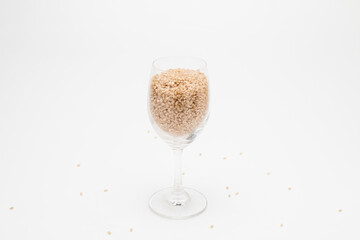 Brown rice, unpolished rice transparent cup