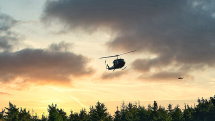 Aufnahme eines Helikopters  kurz vor der Landung © Stefan