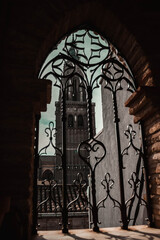 La catedral de Santa María, llamada también Catedral Primada de España, es un templo católico de arquitectura gótica en Toledo,