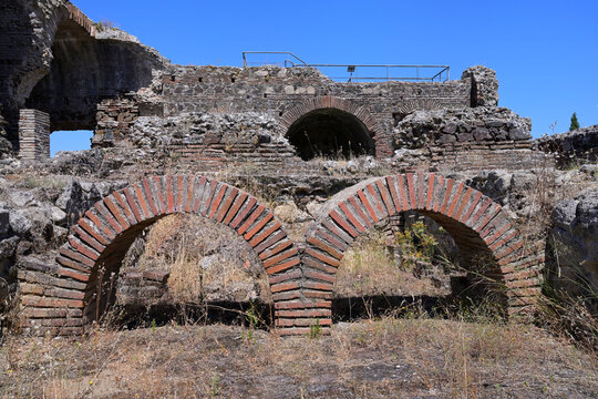 Bath, Sao Cucufate Roman ruins, Vila de Frades, Vidigueira, Alentejo