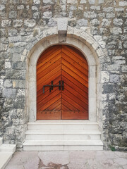 Fototapeta na wymiar The door , church historical26 cm x 35 cm300 dpi