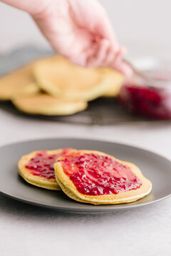 Pikelet drop scone scotch pancake with jam