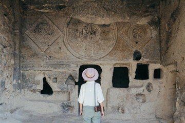 Traveller Woman Explore Ancient Cave