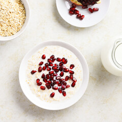 Pomegranate oats porridge
