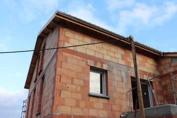 Immeuble en briques en construction, ville de Corbas, France
