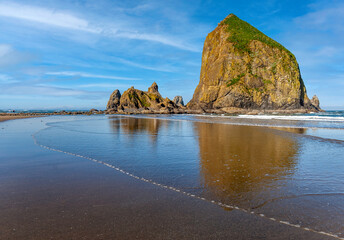 A  landscape shot of haystack rock in Oregon, USA