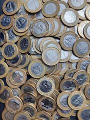 golden 1 Brazilian real coins with silver