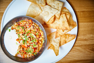 nachos with guacamole