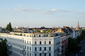 Fototapeta premium stadt, panorama, anblick, europa, architektur, ortsbild, pueblo, fluss, anreisen, alt, bauwerk, himmel, kirche, landschaft, panorama, städtisch, silhouetten, capital, emporragen, bauwerk, haus, Berlin