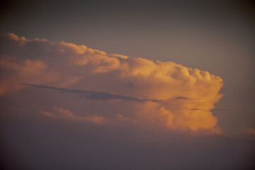 Nubes en el atardecer