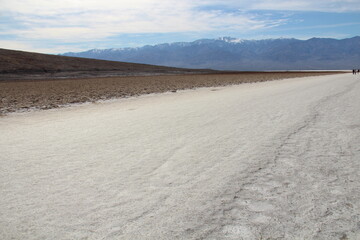 Fototapeta na wymiar The salt bed in bad water in Death Valley.